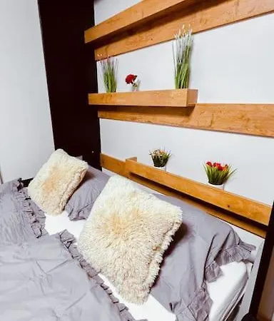 Apartman Moderny S Parkovanim