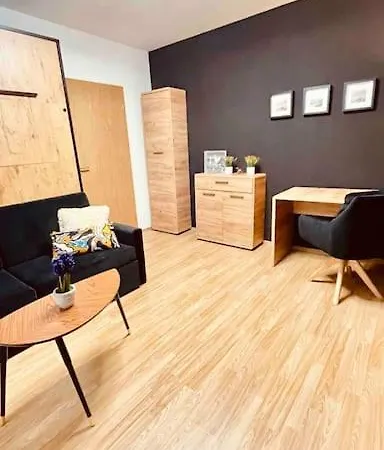Apartmán Moderny S Parkovanim