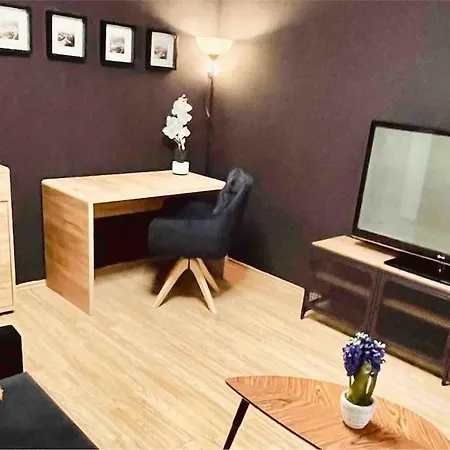 Apartman Moderny S Parkovanim